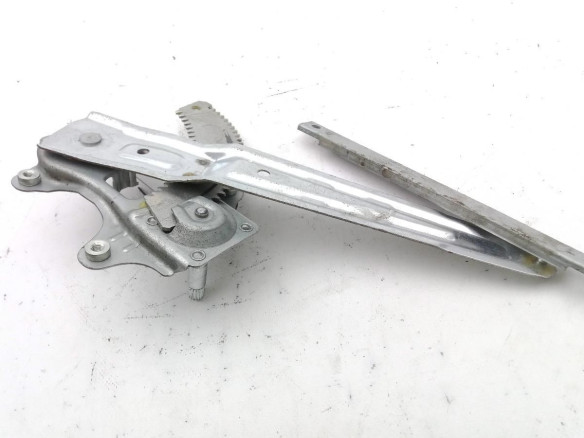 827205FA0A  ELEVALUNAS PUERTA LAT TRA DER NISSAN MICRA V (K14) |Desguaces La Cabaña