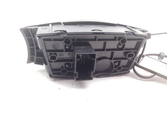 735475933 INTERRUPTOR WARNING FORD KA (RU8)|Desguaces La Cabaña