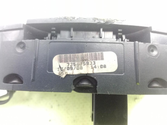 735475933 INTERRUPTOR WARNING FORD KA (RU8)|Desguaces La Cabaña