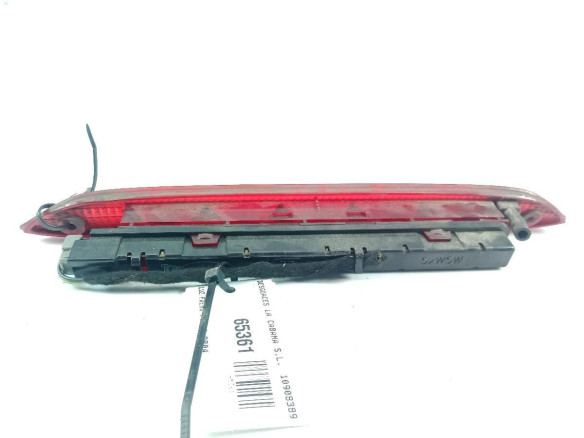 TERCERA LUZ DE FRENO FORD FOCUS Turnier (DNW)|Desguaces La Cabaña