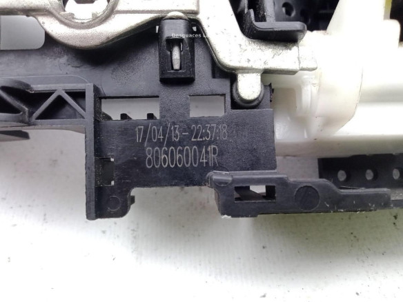 806060041R MANILLA PUERTA LAT TRA DER EXT RENAULT MEGANE III Fastback (BZ0_)|Desguaces La Cabaña