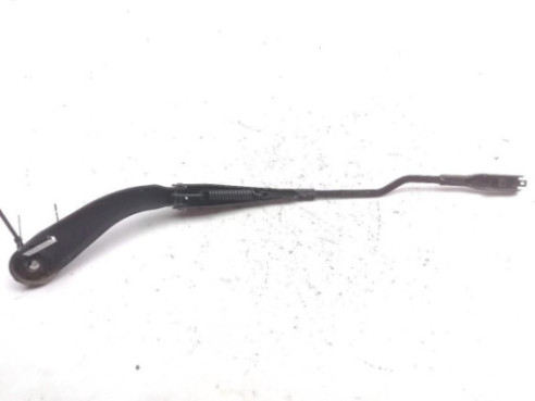 7239519 BRAZO LIMPIAPARABRISAS DEL IZQ BMW 1 (F20)|Desguaces La Cabaña