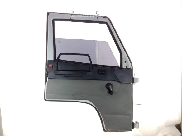 PUERTA LAT DEL IZQ MERCEDES BENZ MB - 140|Desguaces La Cabaña