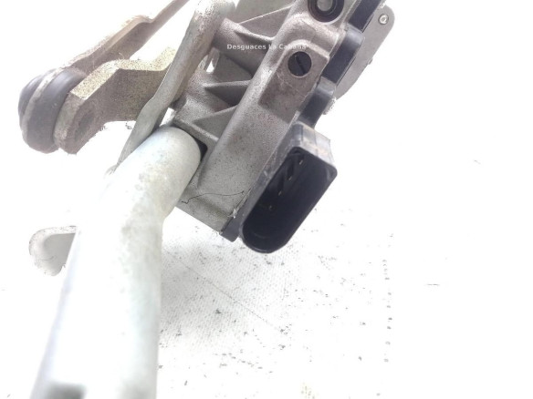 576955113A MOTOR LIMPIAPARABRISAS DEL SEAT ATECA (KH7)|Desguaces La Cabaña