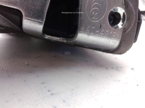A084219 CERRADURA PUERTA LAT TRA IZQ TOYOTA VERSO (_R2_)|Desguaces La Cabaña