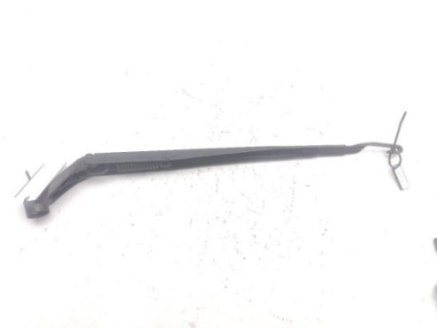 852210F030  BRAZO LIMPIAPARABRISAS DEL IZQ TOYOTA VERSO (_R2_)|Desguaces La Cabaña