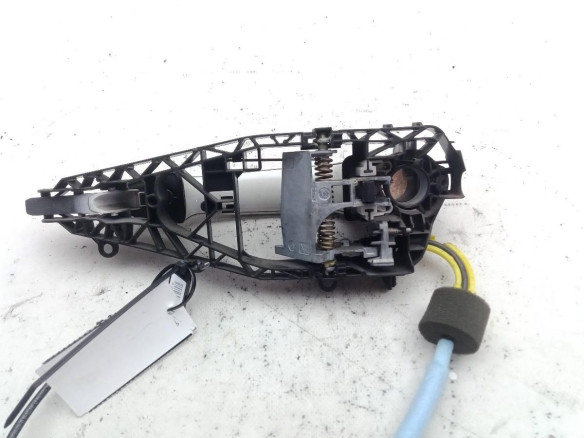 7401210 MANILLA PUERTA LAT TRA DER EXT BMW 2 Gran Tourer (F46)|Desguaces La Cabaña