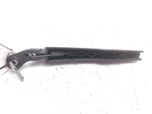 BRAZO LIMPIAPARABRISAS TRA PORTÓN BMW 2 Gran Tourer (F46)|Desguaces La Cabaña