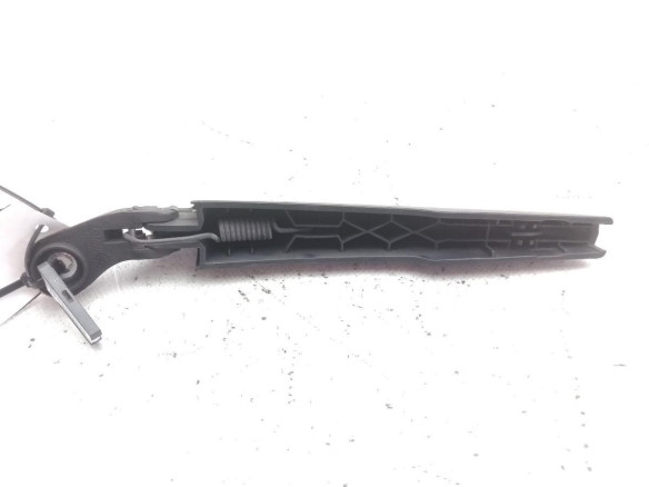 BRAZO LIMPIAPARABRISAS TRA PORTÓN BMW 2 Gran Tourer (F46)|Desguaces La Cabaña