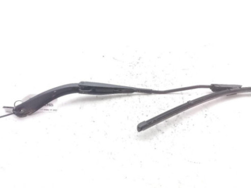 288818586R BRAZO LIMPIAPARABRISAS DEL DER DACIA SANDERO II|Desguaces La Cabaña