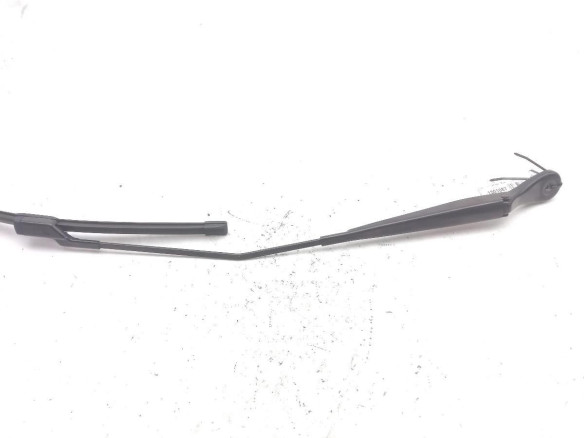 7335962 BRAZO LIMPIAPARABRISAS DEL DER BMW 2 Gran Tourer (F46)|Desguaces La Cabaña