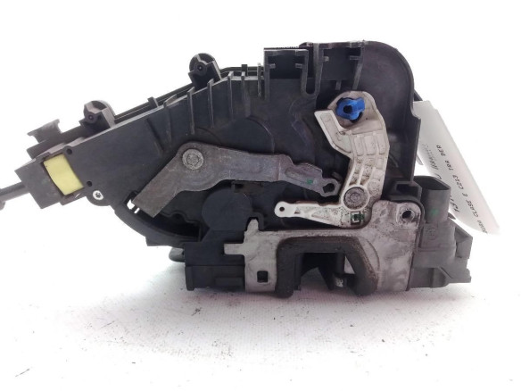 A2220064099 CERRADURA PUERTA LAT TRA DER MERCEDES BENZ CLASE E (W213)|Desguaces La Cabaña