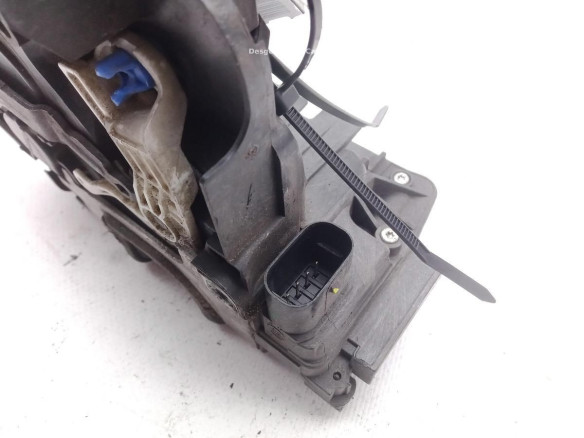 A2220064099 CERRADURA PUERTA LAT TRA DER MERCEDES BENZ CLASE E (W213)|Desguaces La Cabaña