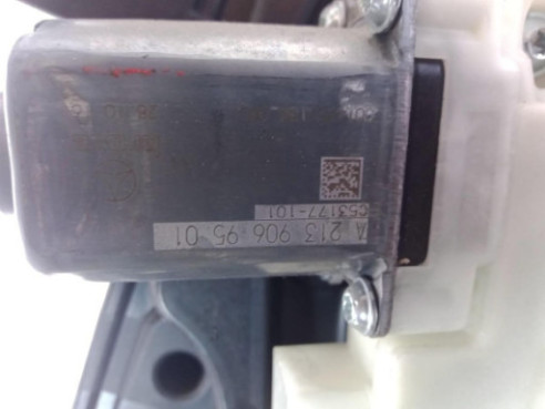 A2137205205  ELEVALUNAS PUERTA LAT DEL DER MERCEDES BENZ CLASE E (W213)|Desguaces La Cabaña