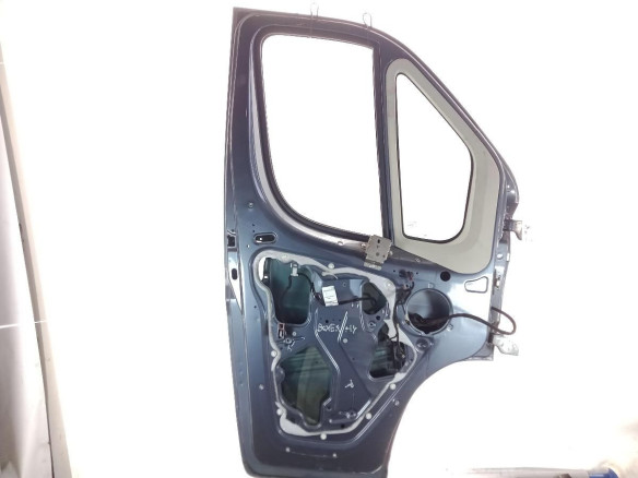 1682477580  PUERTA LAT DEL IZQ PEUGEOT BOXER Furgón|Desguaces La Cabaña