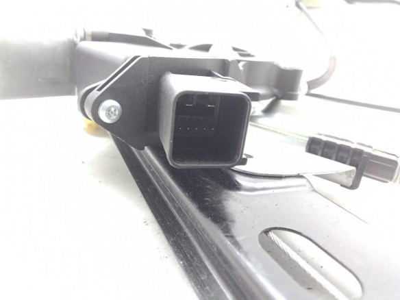 13260138 ELEVALUNAS PUERTA LAT DEL DER OPEL ZAFIRA TOURER C (P12)|Desguaces La Cabaña