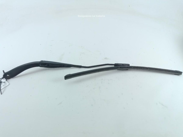 288818586R BRAZO LIMPIAPARABRISAS DEL IZQ DACIA SANDERO II|Desguaces La Cabaña