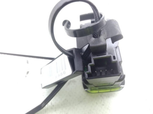 A2128205026 SENSOR IMPACTO LATERAL MERCEDES BENZ CLASE E (W212)|Desguaces La Cabaña 2