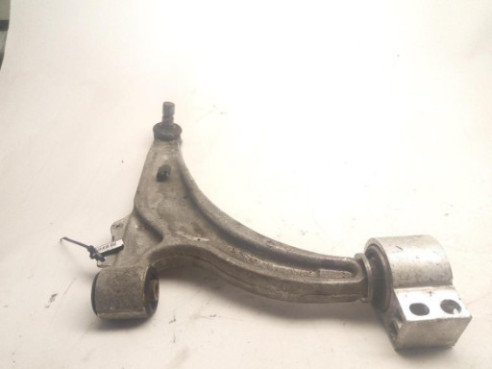 BRAZO SUSPENSION DEL DER INF OPEL ASTRA J (P10)|Desguaces La Cabaña