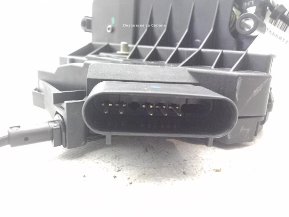 BM5AA21813AC CERRADURA PUERTA LAT DEL IZQ FORD FOCUS III|Desguaces La Cabaña