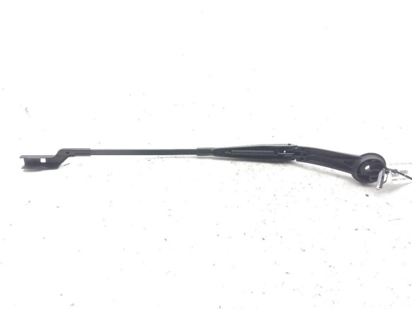 MB5117526BB BRAZO LIMPIAPARABRISAS DEL DER FORD FOCUS III|Desguaces La Cabaña