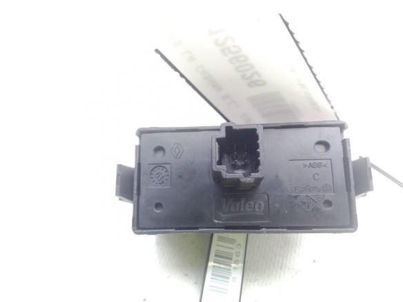 252100622RA INTERRUPTOR WARNING RENAULT TRAFIC III Autobús (JG_)|Desguaces La Cabaña