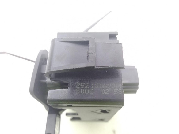 252100622RA INTERRUPTOR WARNING RENAULT TRAFIC III Autobús (JG_)|Desguaces La Cabaña