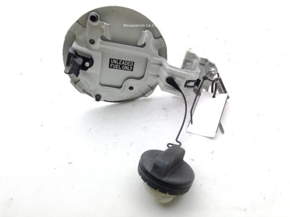 7735076010  TAPA COMBUSTIBLE LEXUS CT (ZWA10_)|Desguaces La Cabaña