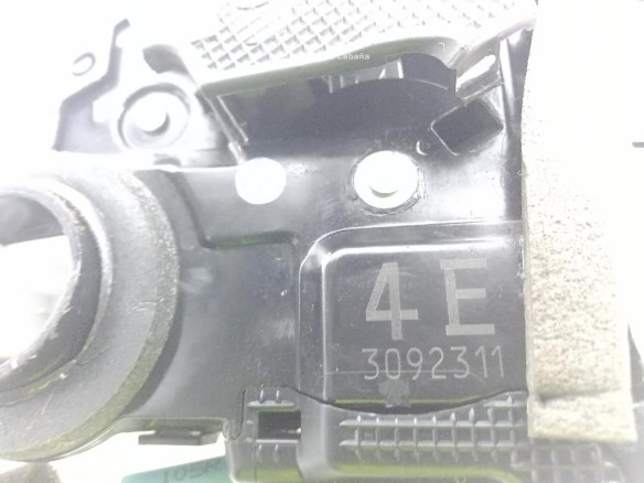 4E3092311 CERRADURA PUERTA LAT TRA DER LEXUS CT (ZWA10_)|Desguaces La Cabaña