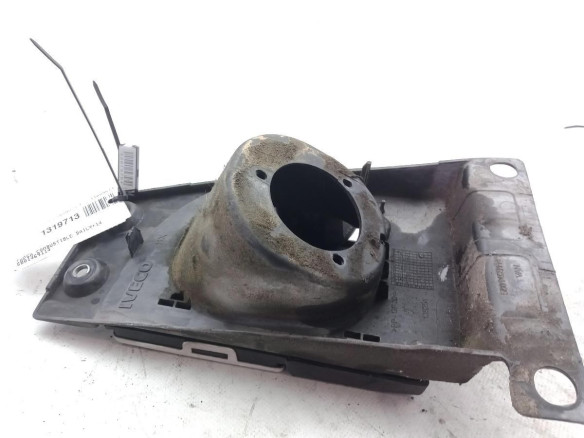 TAPA COMBUSTIBLE IVECO DAILY VI Furgón|Desguaces La Cabaña