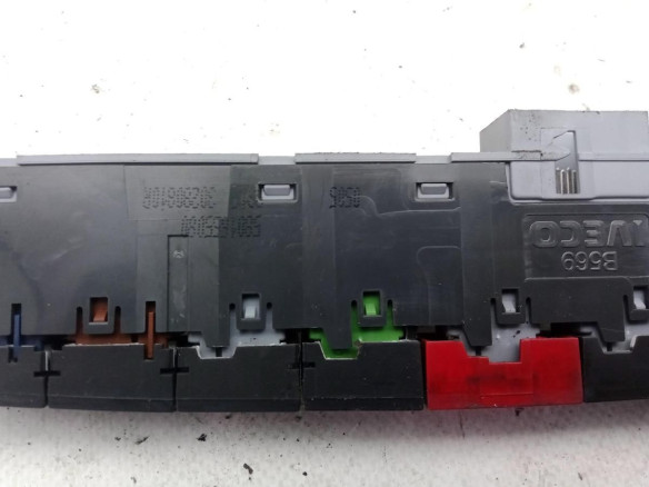 5801655080 INTERRUPTOR WARNING IVECO DAILY VI Furgón|Desguaces La Cabaña