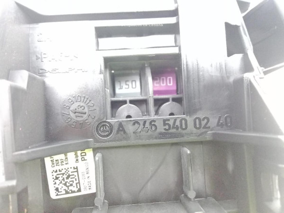 A2465400240 CAJA FUSIBLES INTERIOR (BSI) MERCEDES BENZ CLASE A (W176)|Desguaces La Cabaña