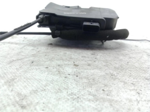 CERRADURA PUERTA LAT DEL IZQ IVECO DAILY VI Furgón|Desguaces La Cabaña