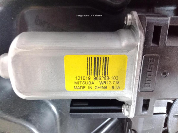 966268103 ELEVALUNAS PUERTA LAT DEL IZQ VOLVO V40 Cross Country (526)|Desguaces La Cabaña