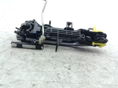 PINZA DEL IZQ TOYOTA PRIUS PLUS (_W4_)|Desguaces La Cabaña 2