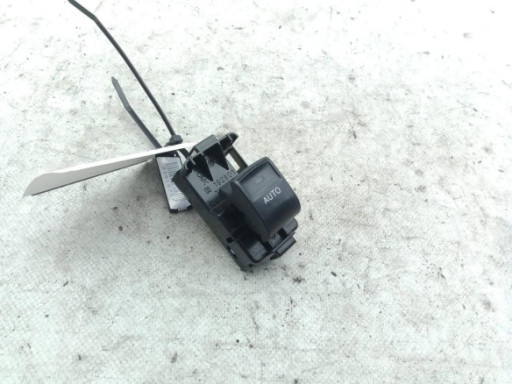 PINZA DEL IZQ TOYOTA PRIUS PLUS (_W4_)|Desguaces La Cabaña
