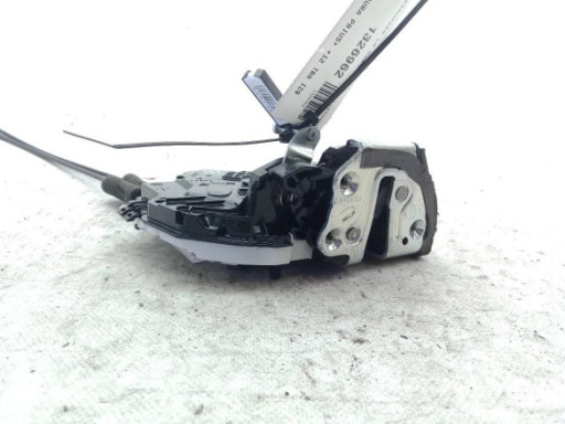 PINZA DEL IZQ TOYOTA PRIUS PLUS (_W4_)|Desguaces La Cabaña
