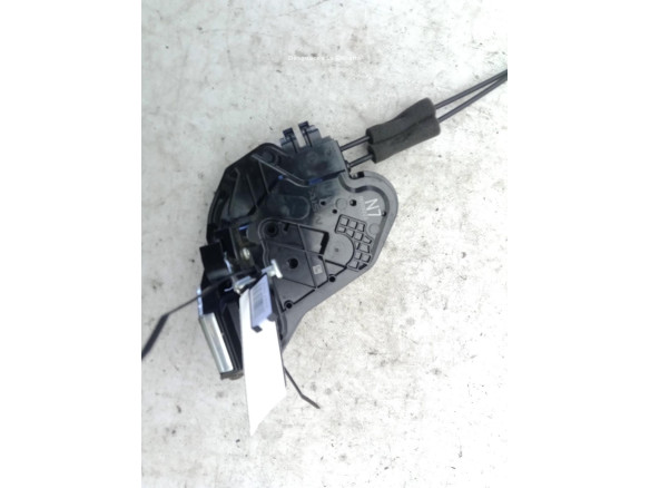 6906048060  CERRADURA PUERTA LAT TRA IZQ TOYOTA PRIUS PLUS (_W4_)|Desguaces La Cabaña