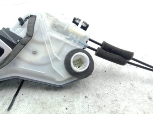 6905048060  CERRADURA PUERTA LAT TRA DER TOYOTA PRIUS PLUS (_W4_)|Desguaces La Cabaña