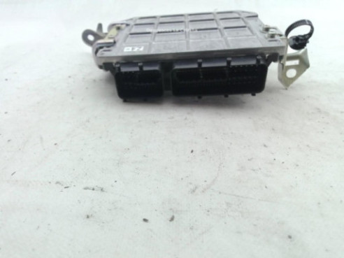 8966147C20 CENTRALITA MOTOR TOYOTA PRIUS PLUS (_W4_)|Desguaces La Cabaña