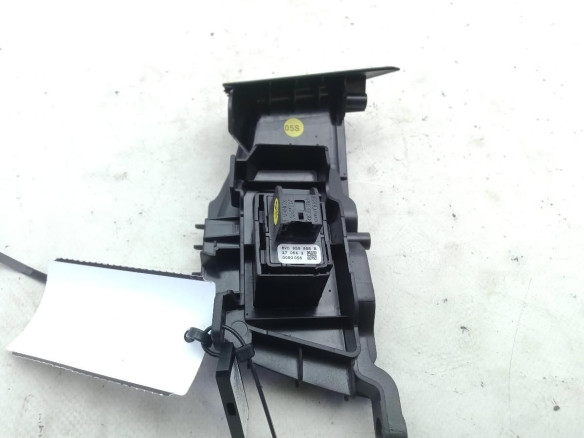 8V0959855B MANDO ELEVALUNAS PUERTA LAT TRA IZQ AUDI Q2 (GAB)|Desguaces La Cabaña