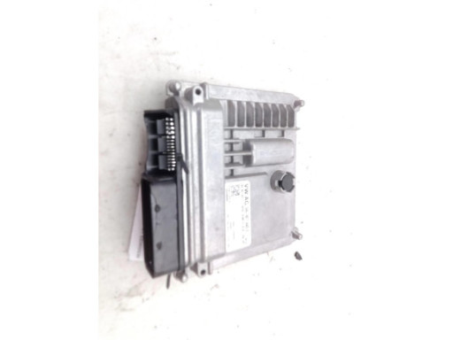 8V0837206A  MANILLA PUERTA LAT DEL DER EXT AUDI Q2 (GAB)|Desguaces La Cabaña