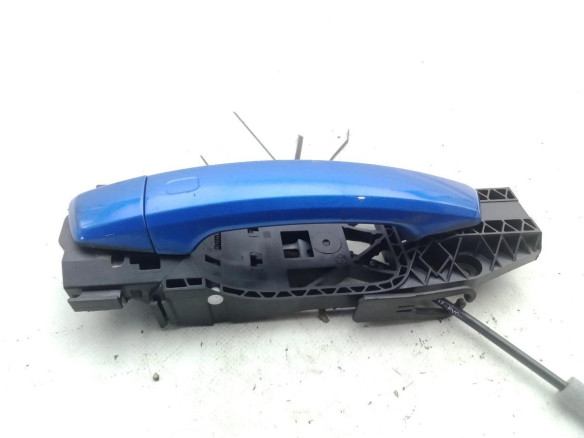 8V0837206A  MANILLA PUERTA LAT DEL DER EXT AUDI Q2 (GAB)|Desguaces La Cabaña