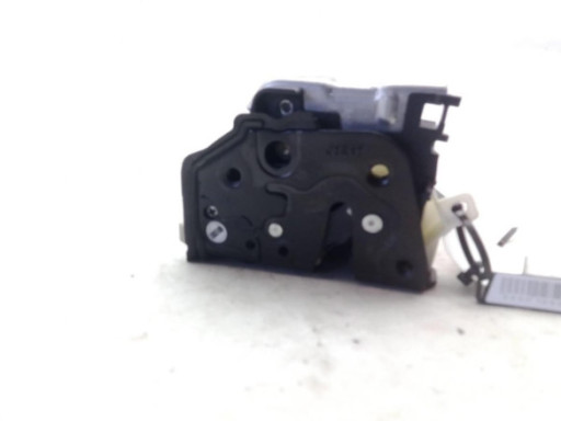 8V0837206A  MANILLA PUERTA LAT DEL DER EXT AUDI Q2 (GAB)|Desguaces La Cabaña