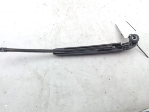 BRAZO LIMPIAPARABRISAS TRA PORTÓN AUDI Q2 (GAB)|Desguaces La Cabaña
