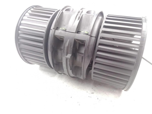 NT1009074B MOTOR CALEFACCION RENAULT MEGANE III Fastback (BZ0_)|Desguaces La Cabaña