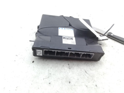 PINZA DEL IZQ TOYOTA PRIUS PLUS (_W4_)|Desguaces La Cabaña