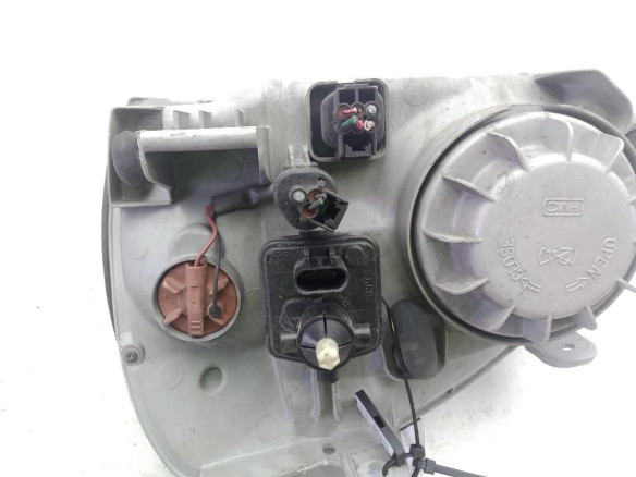 9210226010  FARO DERECHO HYUNDAI SANTA FE I (SM)|Desguaces La Cabaña