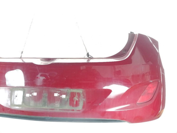 PARAGOLPES TRA HYUNDAI i30 (GD)|Desguaces La Cabaña