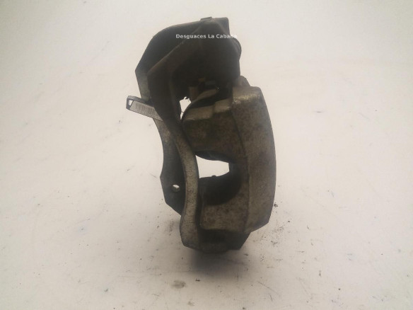 PINZA TRA IZQ TOYOTA PRIUS PLUS (_W4_)|Desguaces La Cabaña